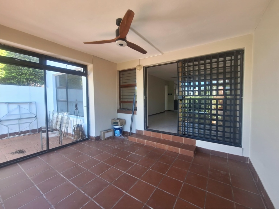 2 Bedroom Property for Sale in Kosmos North West
